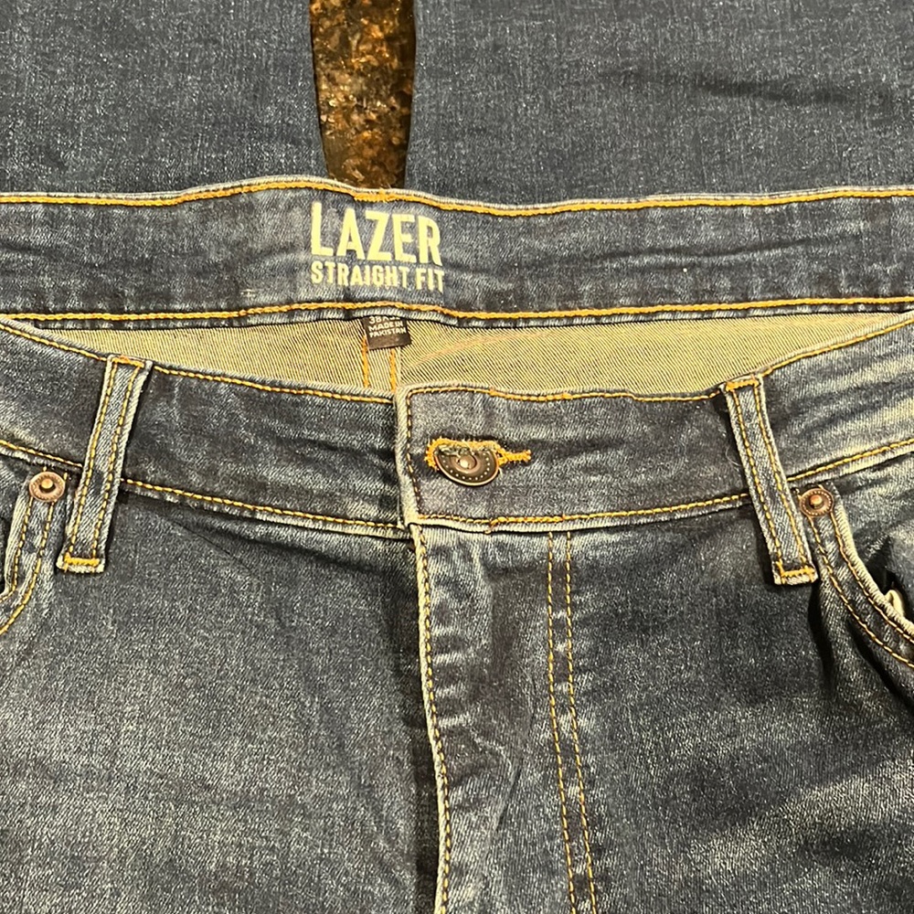 LAZER Men’s Straight Fit Stretch Jeans 38 x 32
